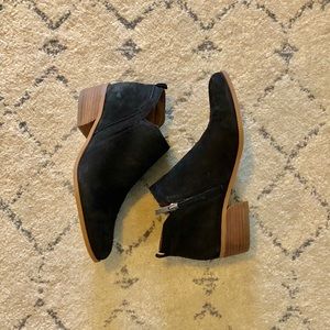 COMFY Franko Sarto Booties - lightly worn